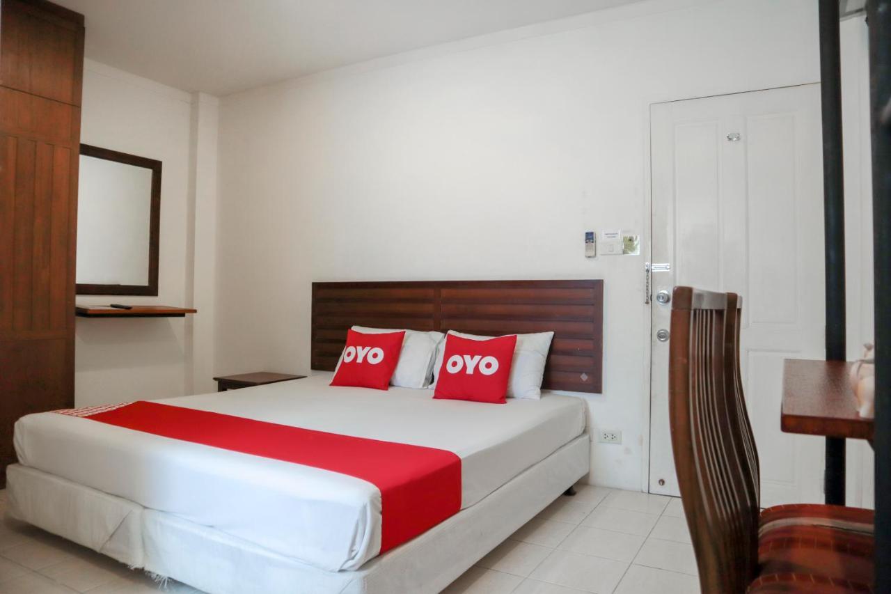 Oyo 1032 Beds Patong Hotel Phuket Exterior photo